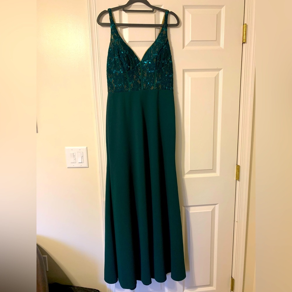 Prom Dress Galina Signature in Forest - Size 6